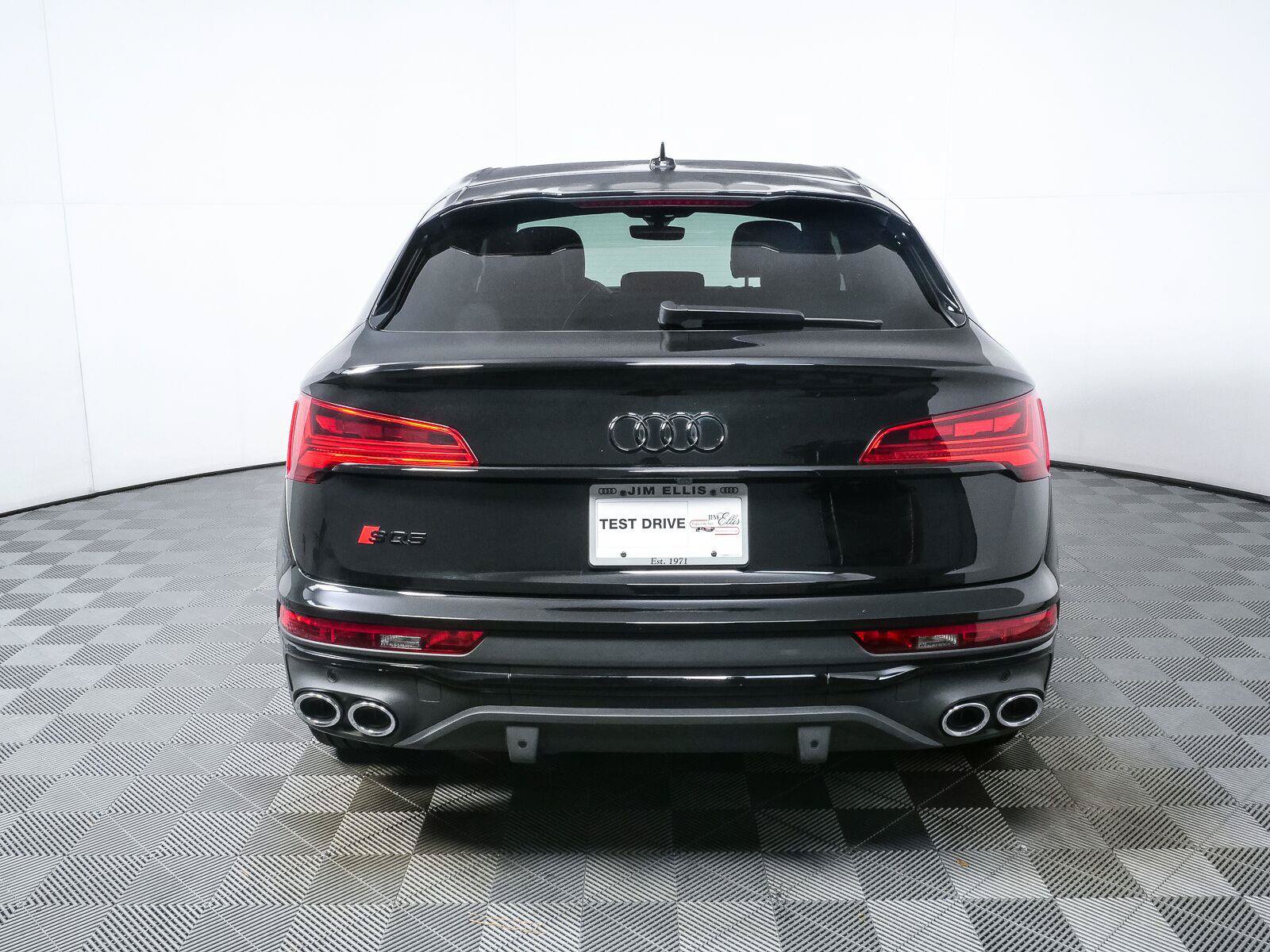Used 2024 Audi SQ5 Prestige w/ Prestige Package AWD/4WD image 33