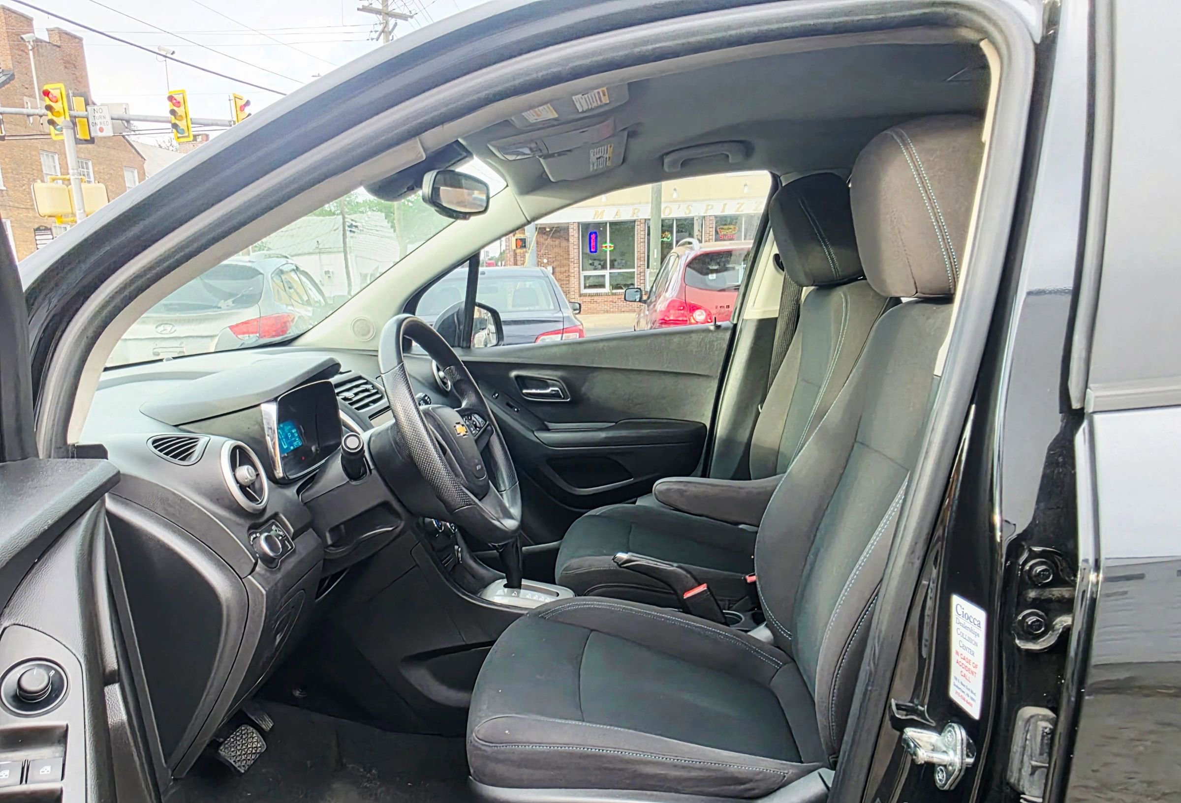 Used 2015 Chevrolet Trax LS AWD/4WD image 10