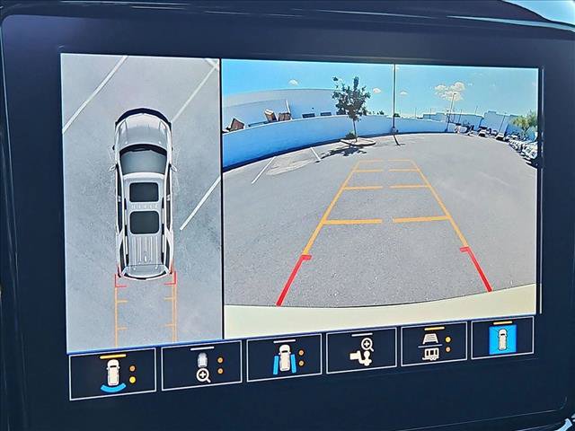 Certified 2023 Chevrolet Traverse LT w/ LT Premium Package AWD/4WD image 18
