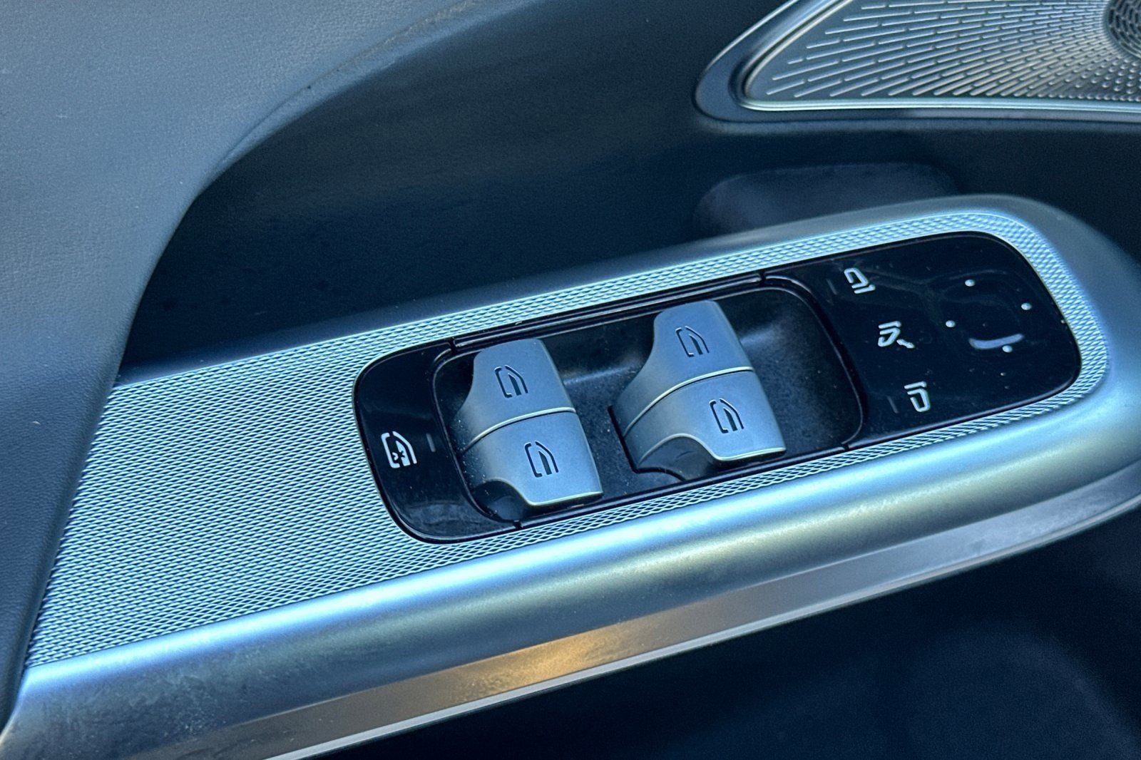 Used 2025 Mercedes-Benz E 53 AMG e 4MATIC Sedan image 14