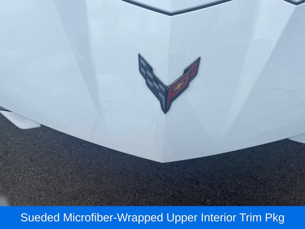 Used 2021 Chevrolet Corvette Stingray Premium Conv w/ Z51 Performance Package RWD image 35