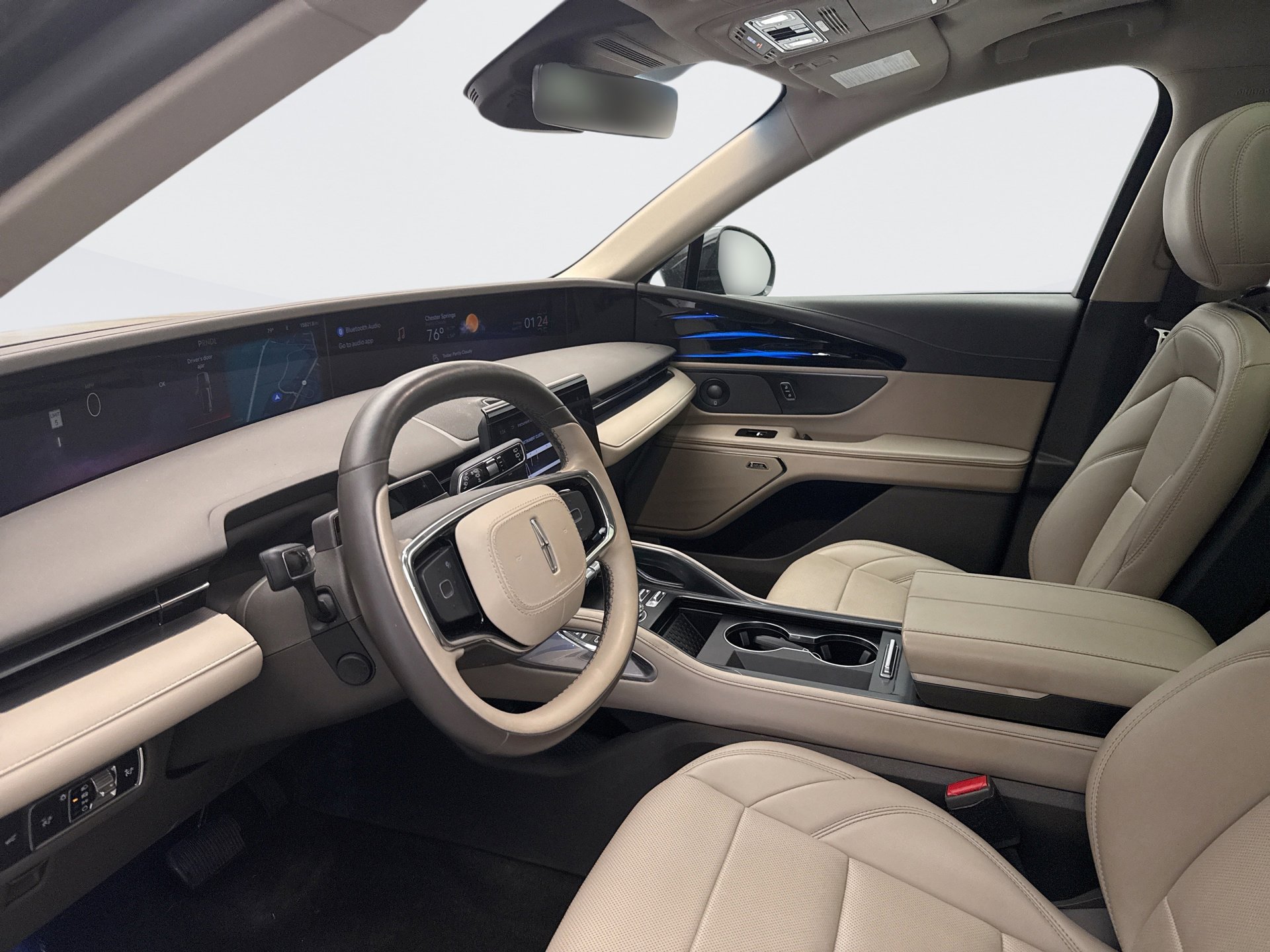 Used 2024 Lincoln Nautilus Premier w/ Equipment Group 102A image 9