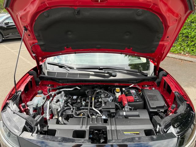 New 2026 Nissan Kicks SR w/ Cold Weather Package AWD/4WD image 27