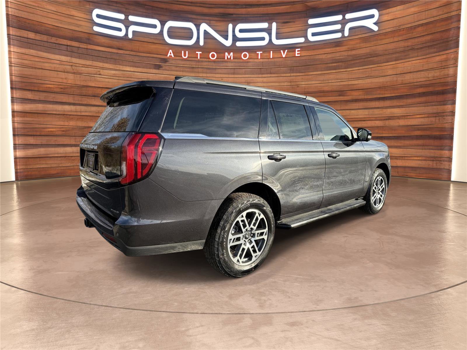 New 2026 Ford Expedition Active image 6
