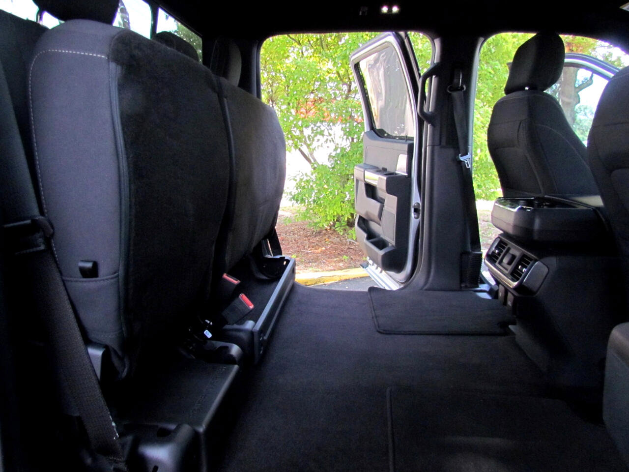 Used 2021 Ford F150 XLT w/ Equipment Group 302A High image 19