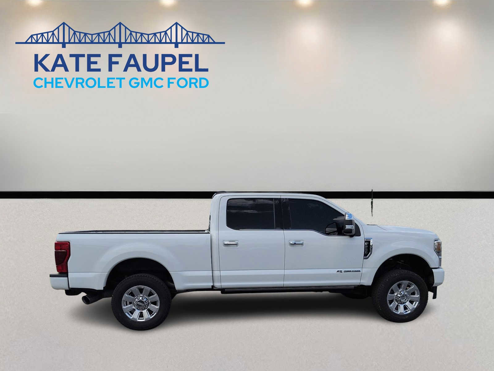 Used 2021 Ford F250 Platinum w/ FX4 Off-Road Package AWD/4WD image 8