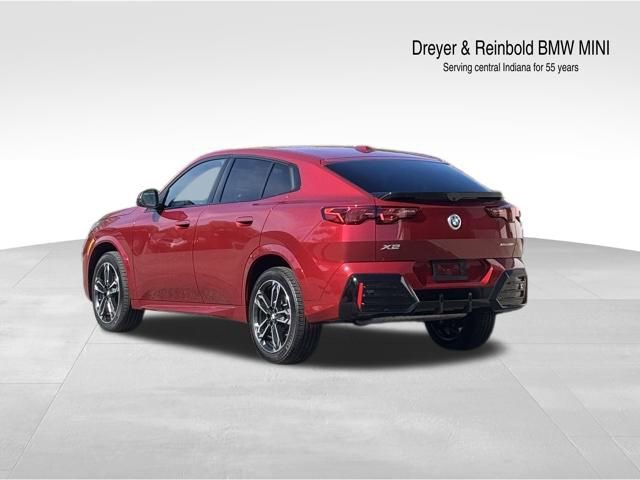 Certified 2025 BMW X2 xDrive28i w/ Premium Package image 4