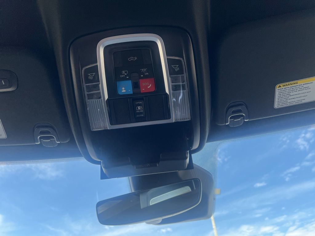 New 2026 RAM 1500 4x4 Crew Cab image 52