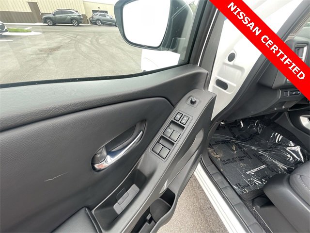 Certified 2025 Nissan Frontier SV image 13