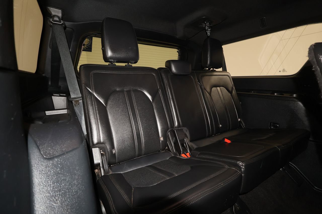 Used 2020 Ford Expedition Max Limited AWD/4WD image 17