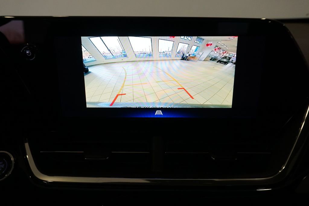 New 2026 Chevrolet Trax RS w/ Sunroof Package image 19