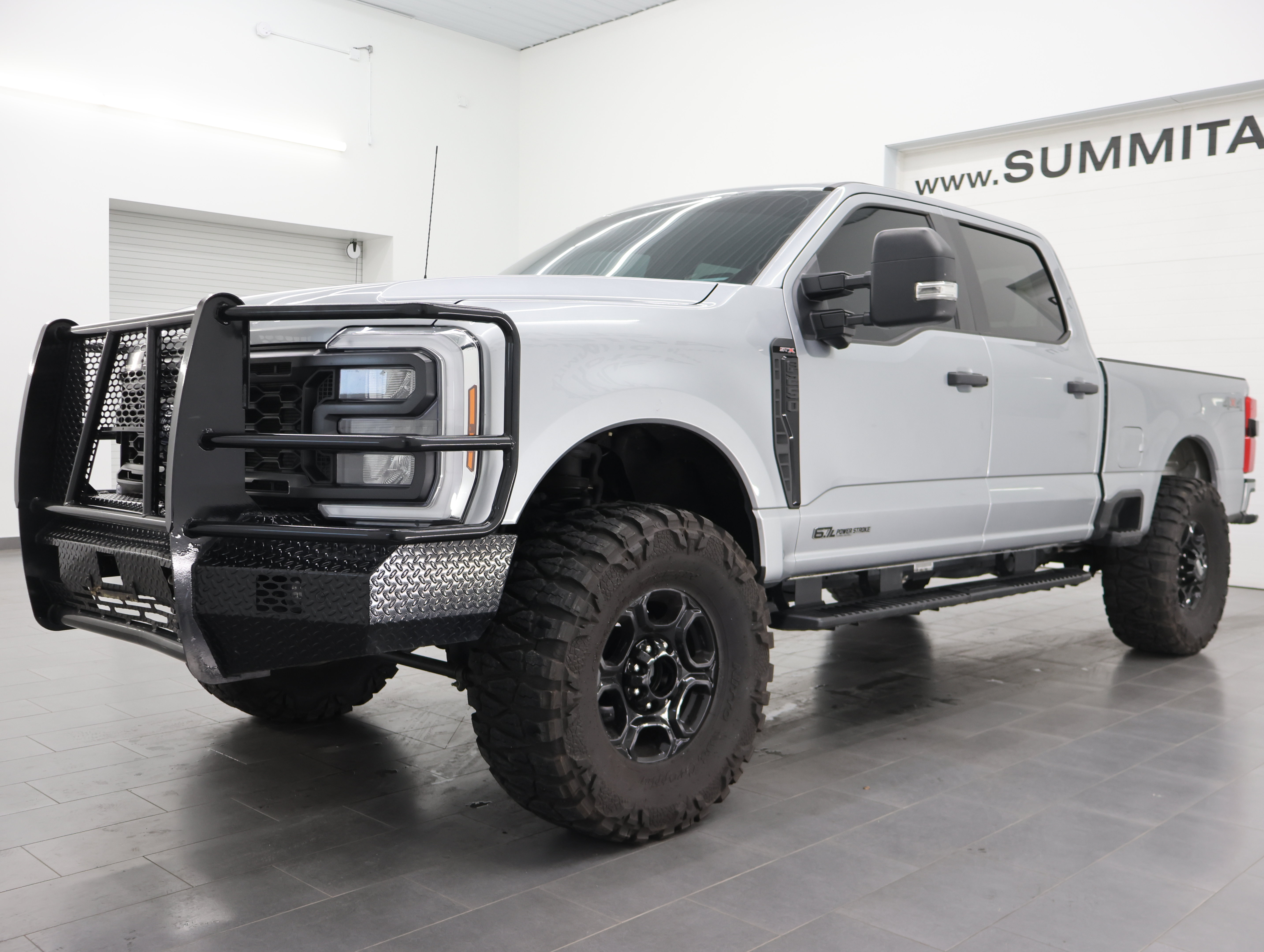 Used 2024 Ford F250 XL w/ STX Appearance Package AWD/4WD image 7