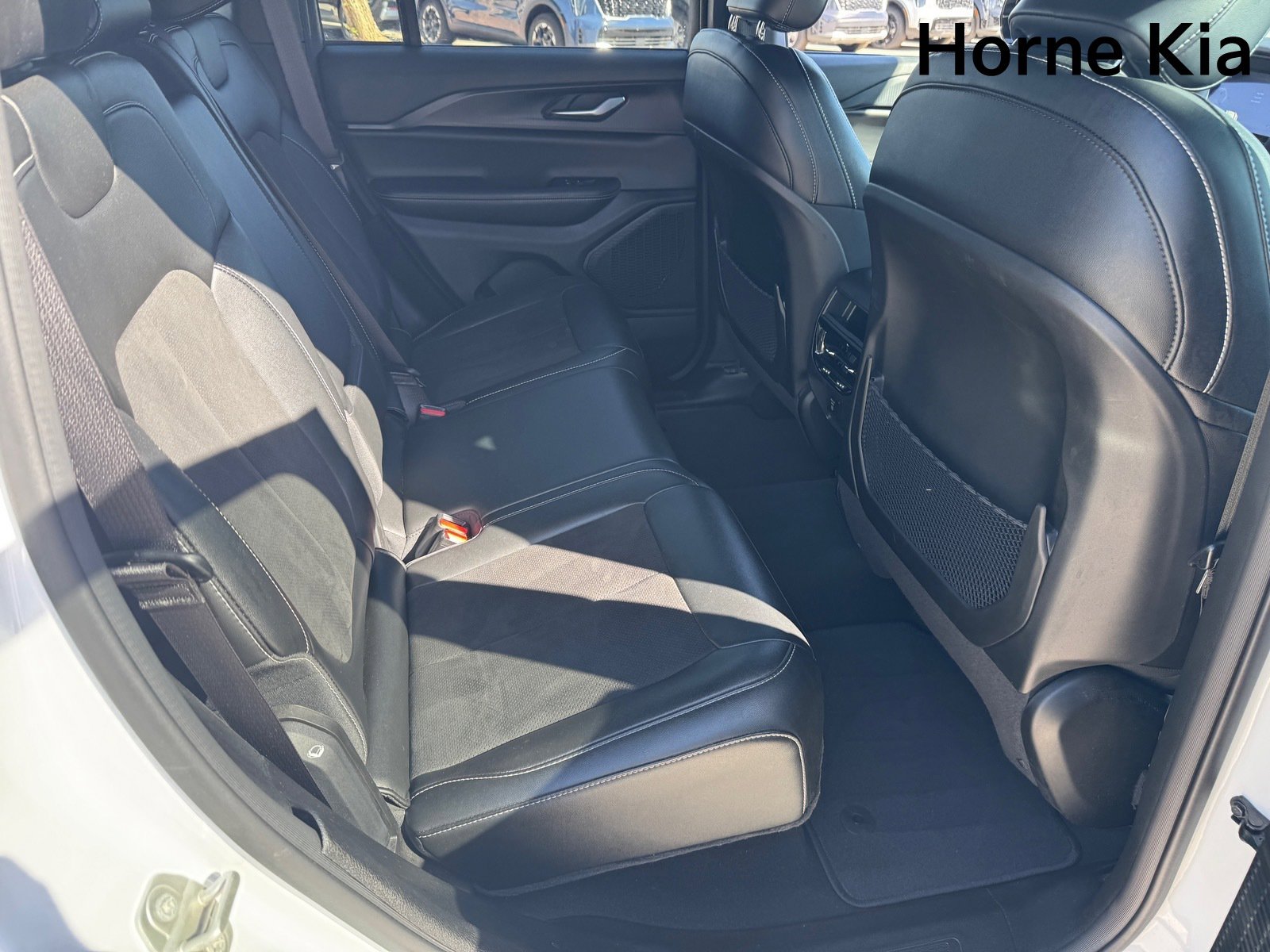 Used 2024 Jeep Grand Cherokee Altitude image 27