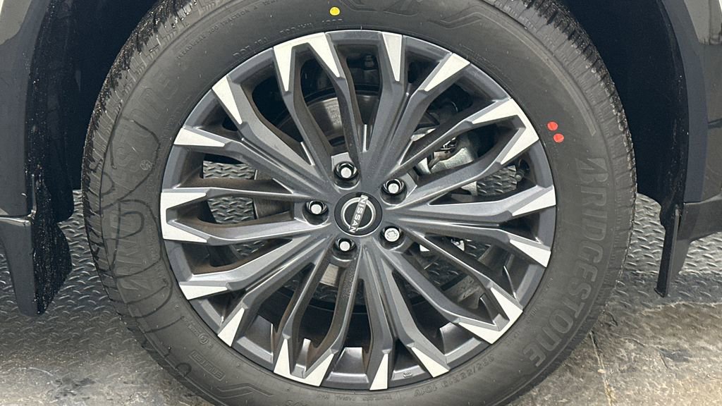 New 2026 Nissan Rogue Platinum image 18