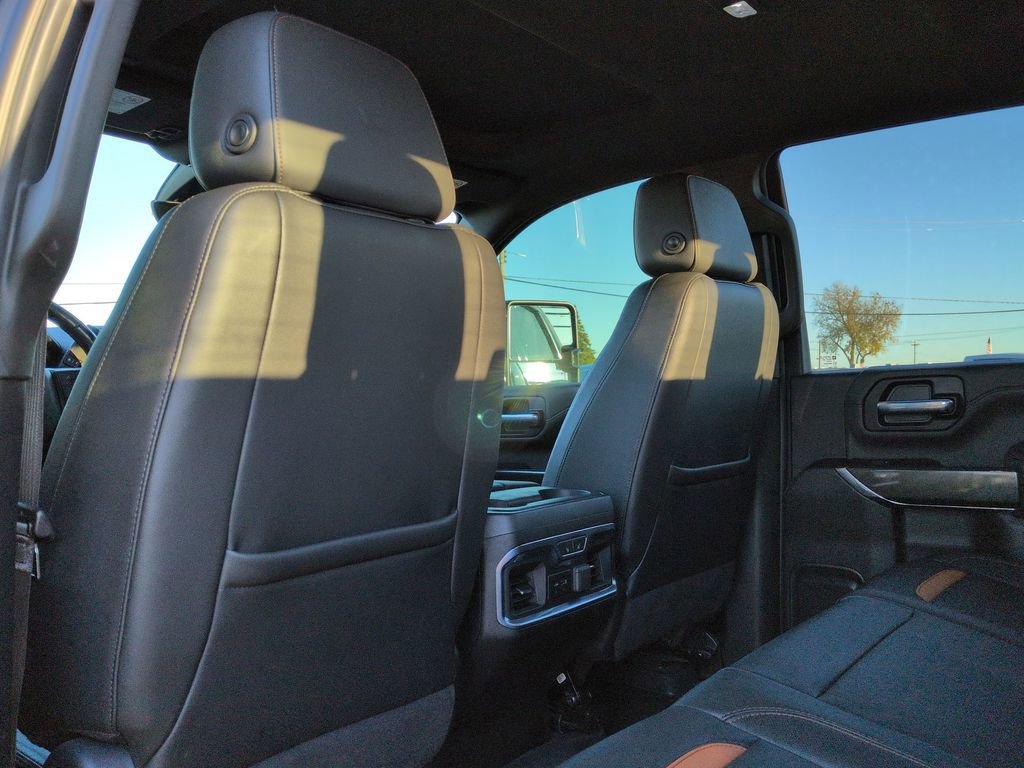 Used 2020 GMC Sierra 2500 AT4 w/ AT4 Premium Package image 23