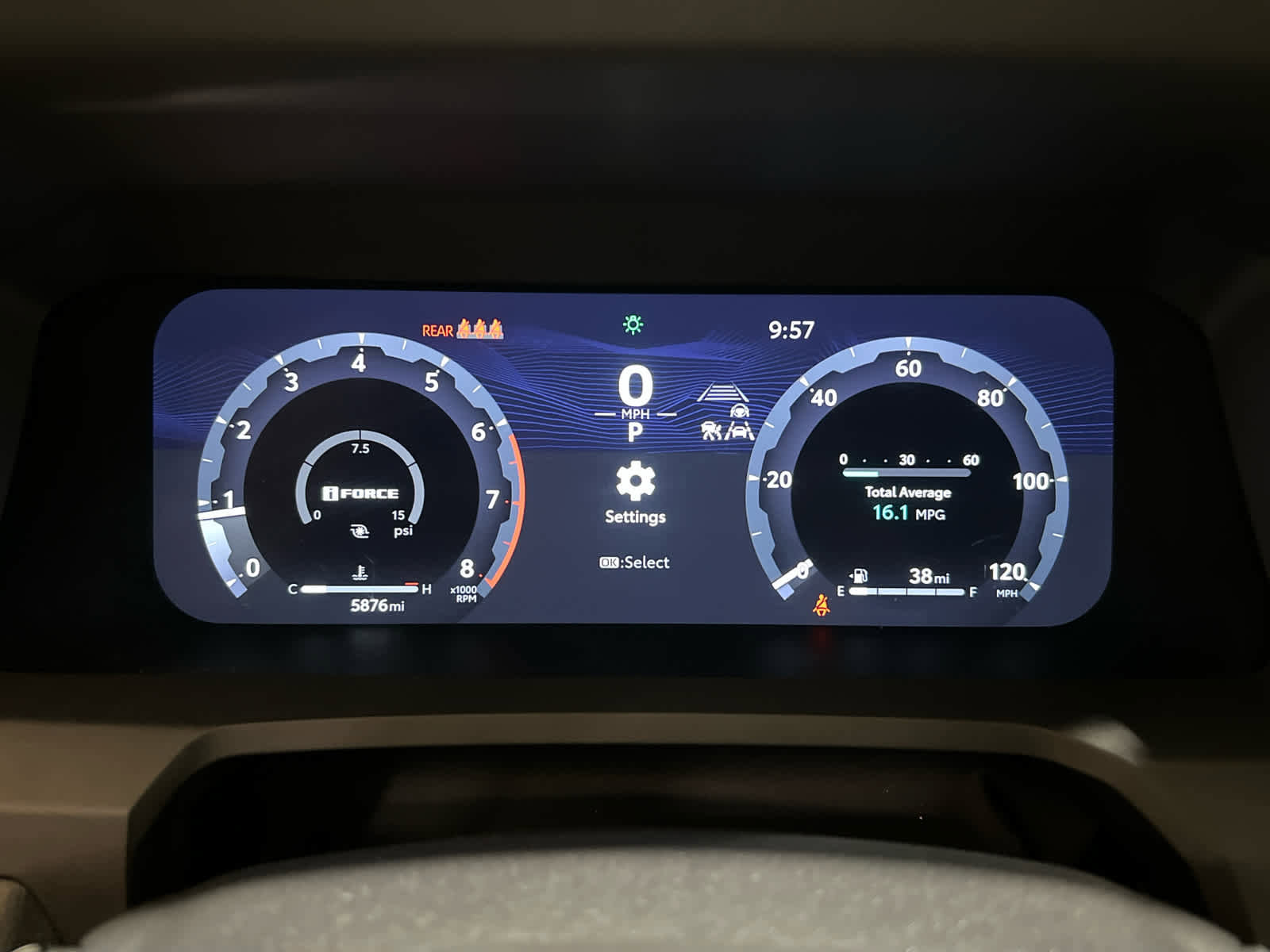 Used 2024 Toyota Tacoma TRD Sport w/ TRD Sport Upgrade Package image 20