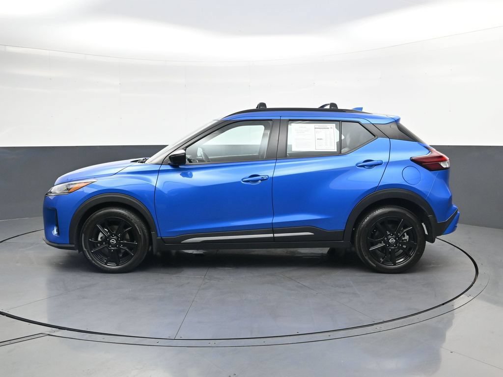 Used 2023 Nissan Kicks SR w/ SR Premium Package FWD image 13