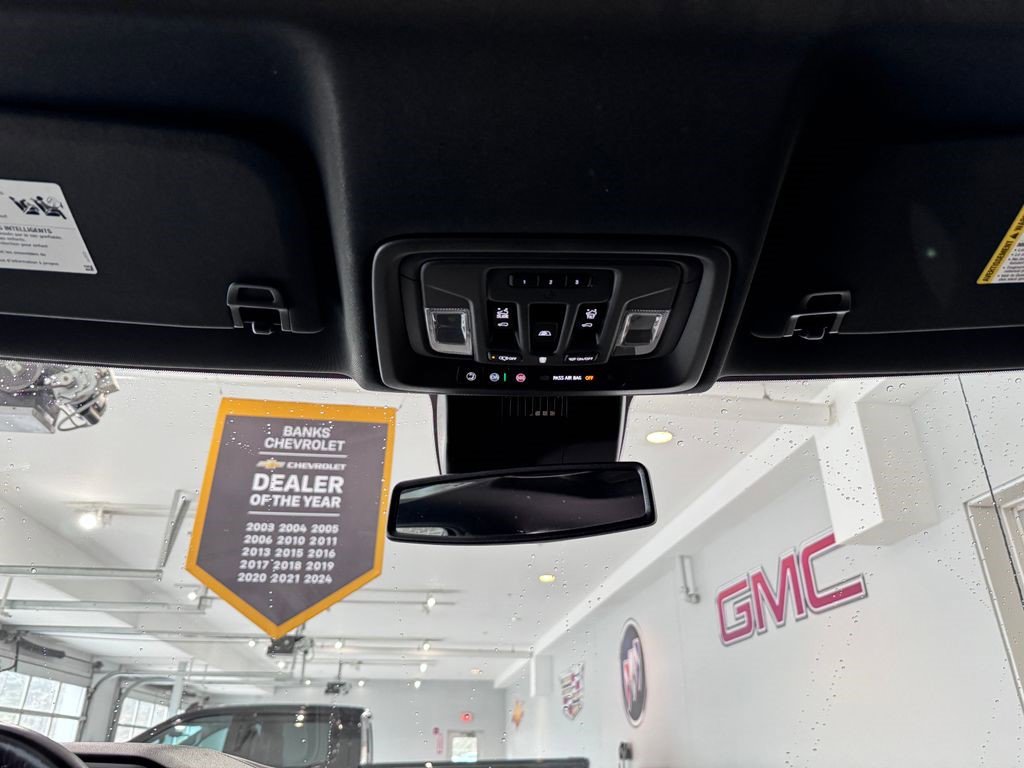 Certified 2023 Chevrolet Silverado 1500 High Country w/ High Country Premium Package image 3