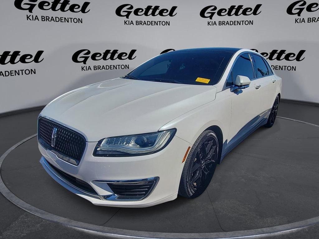 Used 2017 Lincoln MKZ Reserve image 1