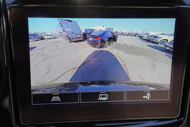 Used 2023 Chevrolet Traverse LT image 33