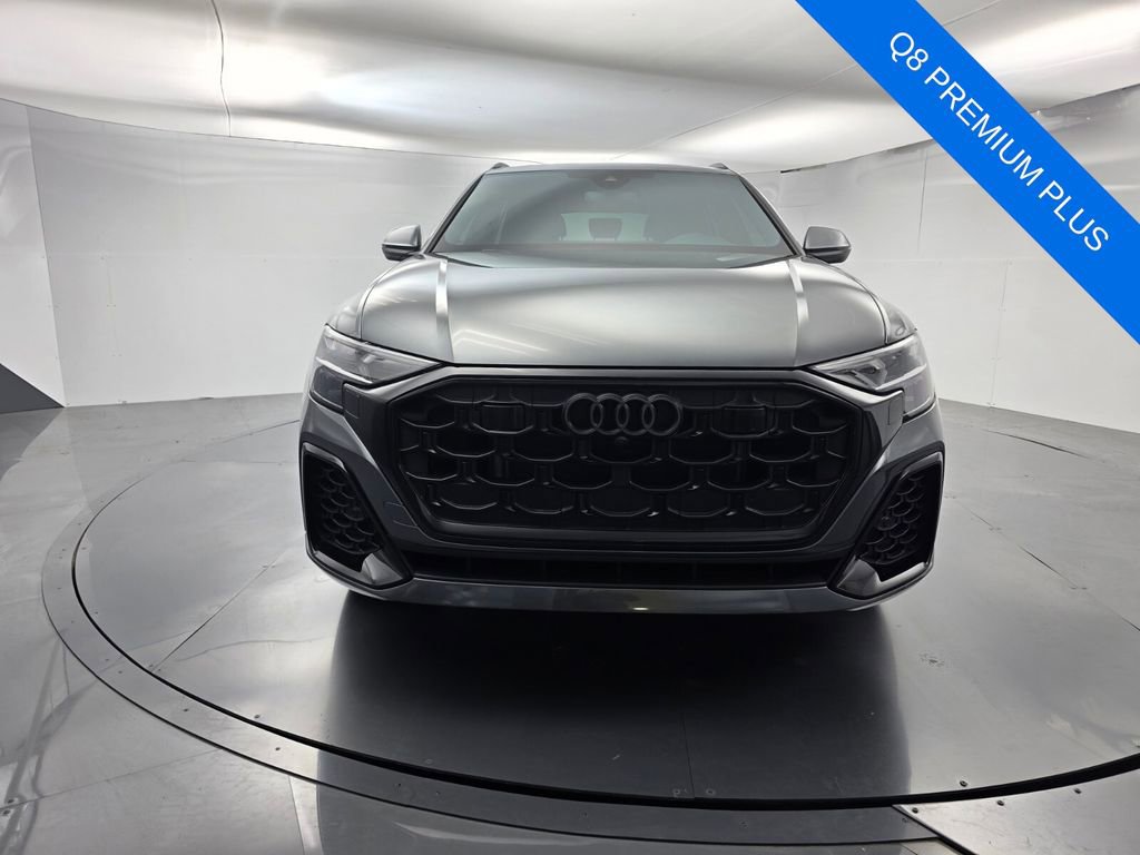 Used 2025 Audi Q8 Premium Plus w/ Premium Plus Package image 2