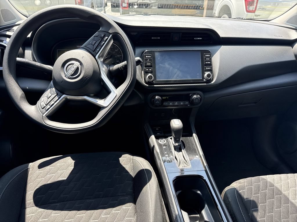 Used 2022 Nissan Kicks SV FWD image 19