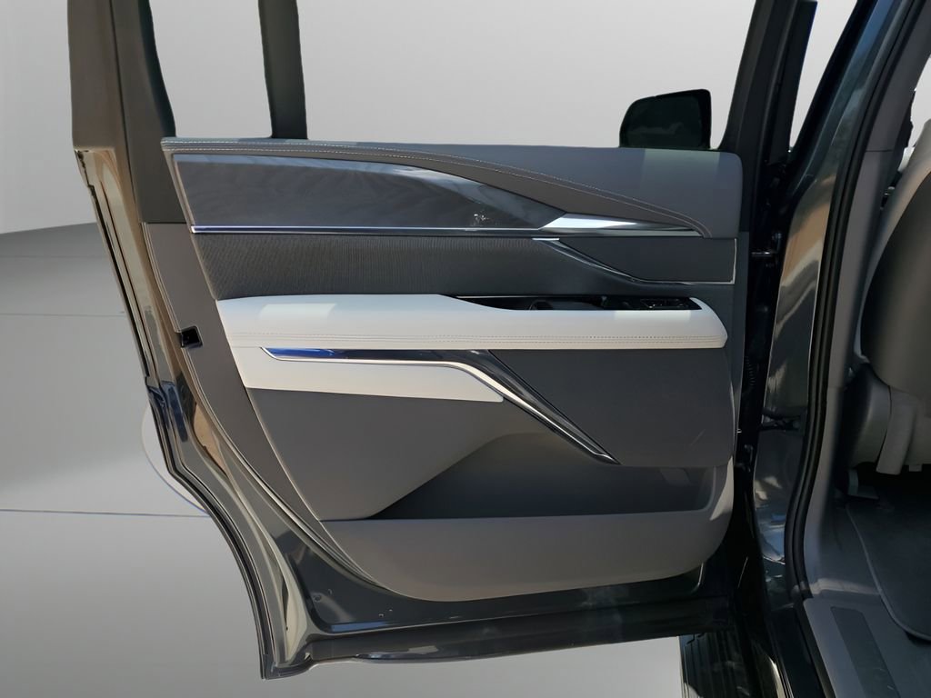 New 2026 Cadillac Escalade IQ Luxury 1 AWD/4WD image 19