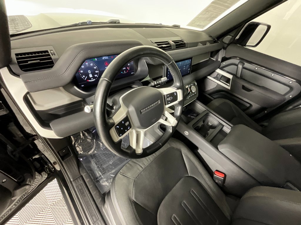 Used 2021 Land Rover Defender 110 SE image 15