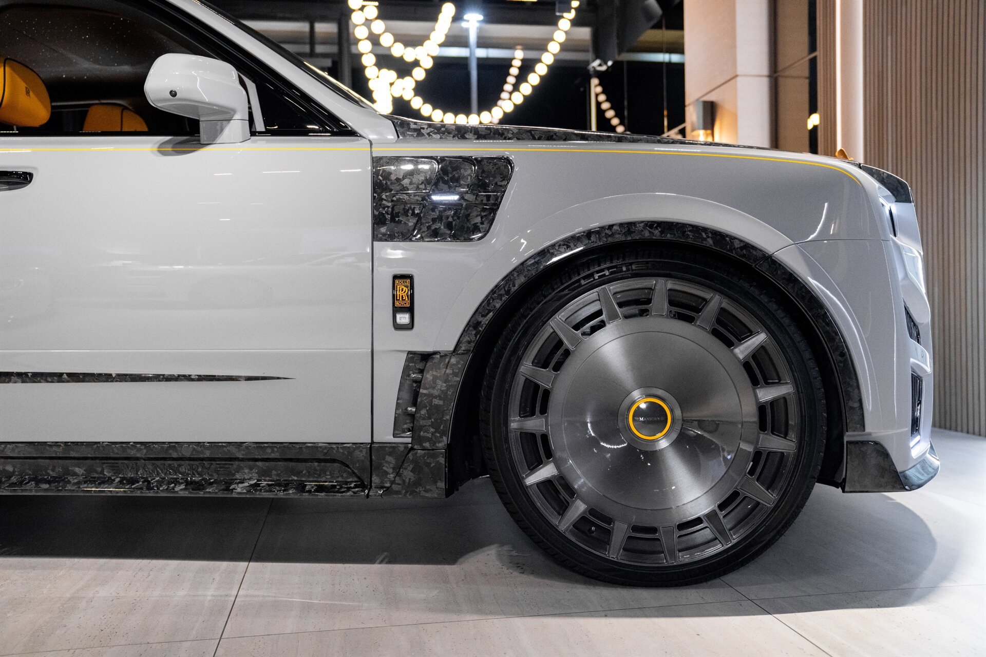 Used 2026 Rolls-Royce Cullinan image 43