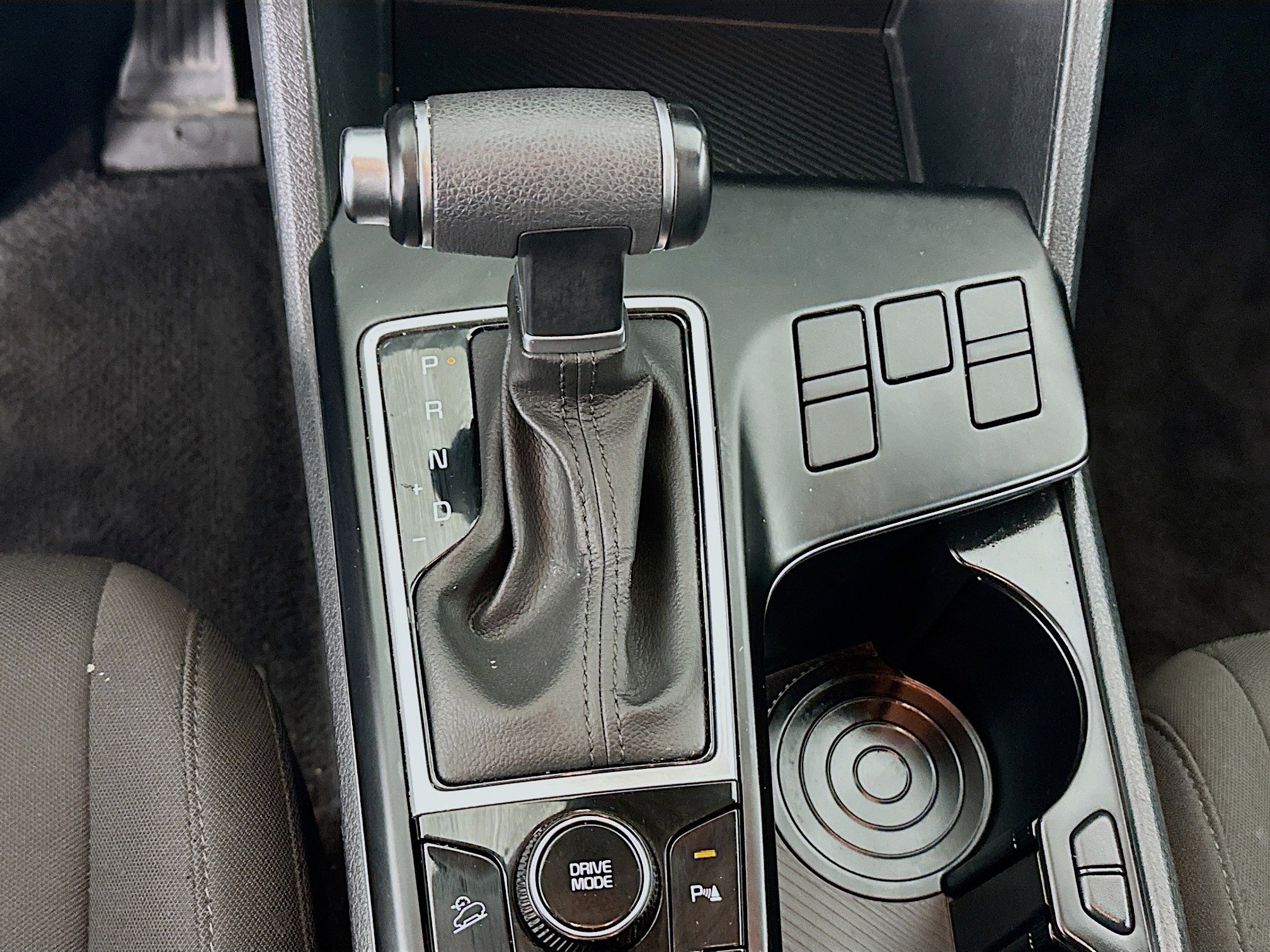 Used 2025 Kia Sportage LX image 23