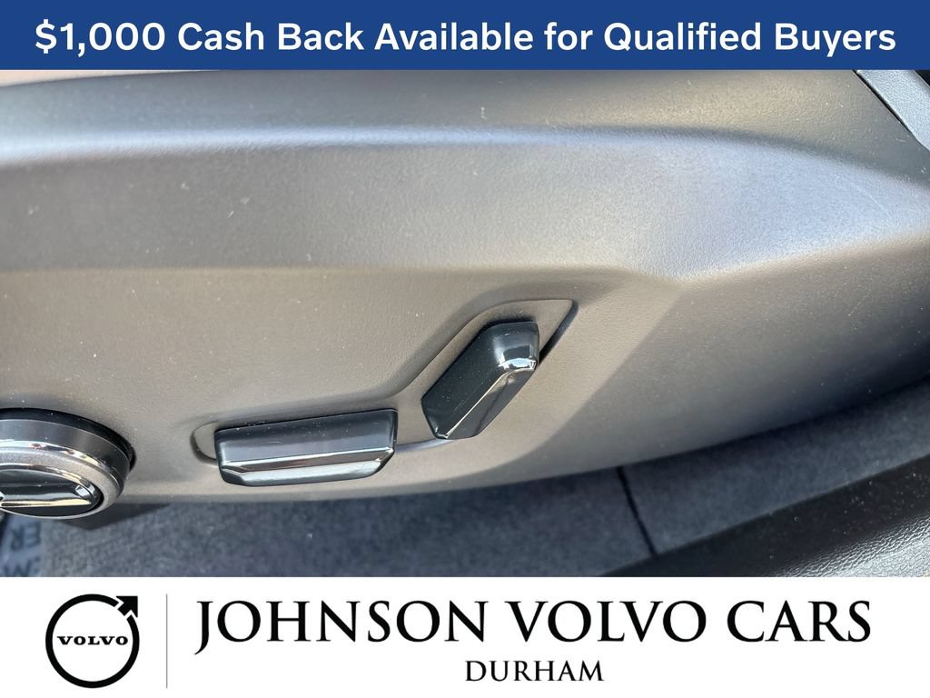 New 2026 Volvo XC60 B5 Plus w/ Protection Package Premier AWD/4WD image 14