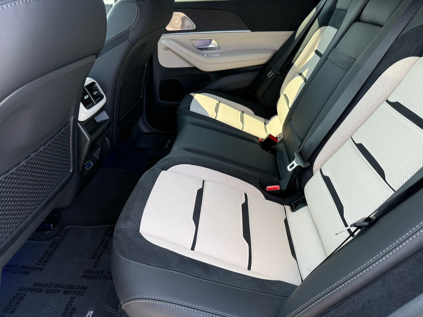 New 2025 Mercedes-Benz GLE 53 AMG 4MATIC Coupe image 11