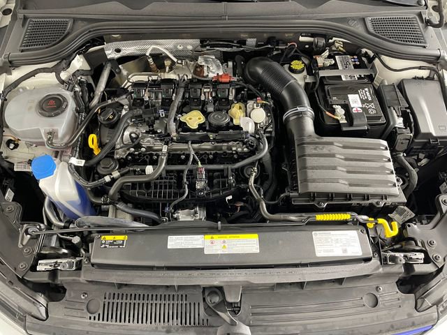 Used 2023 Volkswagen Golf R AWD/4WD image 19