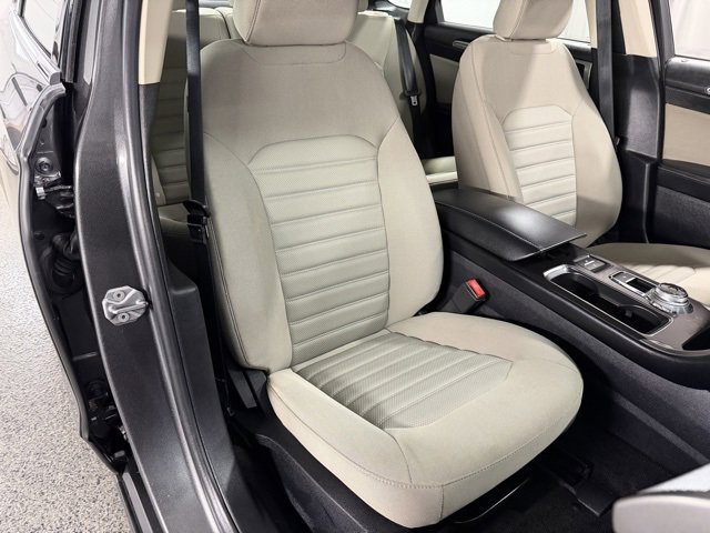 Used 2018 Ford Fusion S image 19