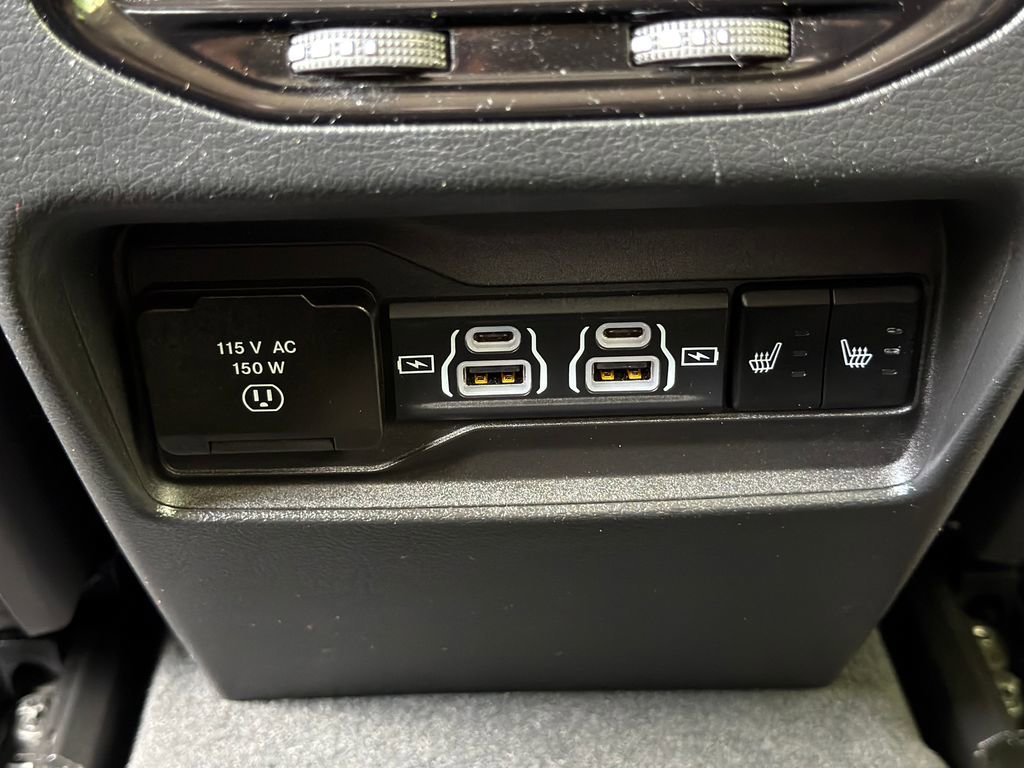 Used 2024 Jeep Grand Cherokee Limited 4xe w/ Luxury Tech Group II image 12