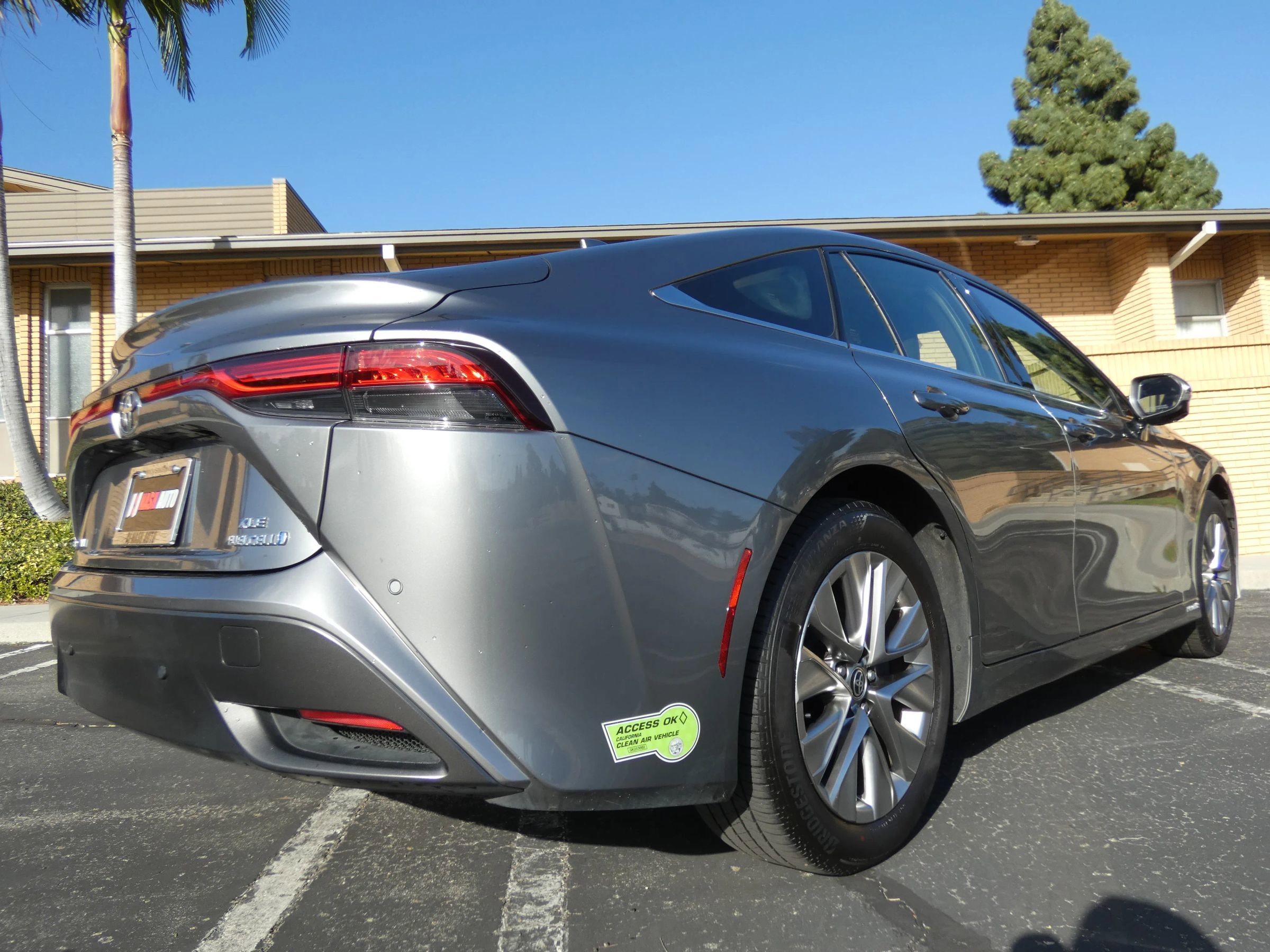 Used 2023 Toyota Mirai XLE Sedan 4D image 8