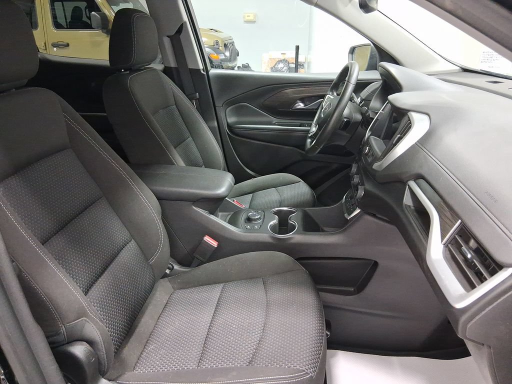 Used 2024 GMC Terrain SLE w/ Driver Convenience Package AWD/4WD image 39
