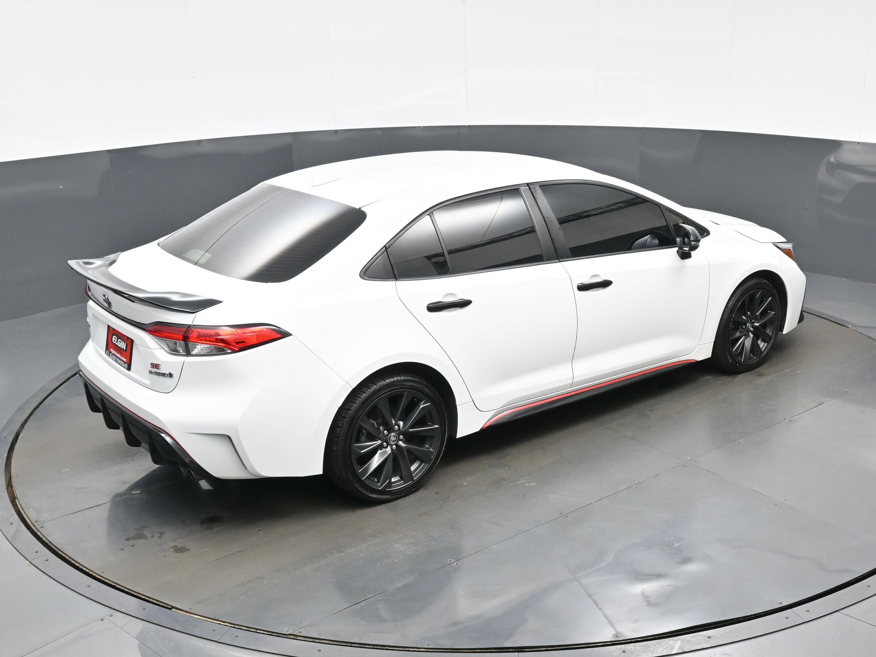 Used 2023 Toyota Corolla SE FWD image 40