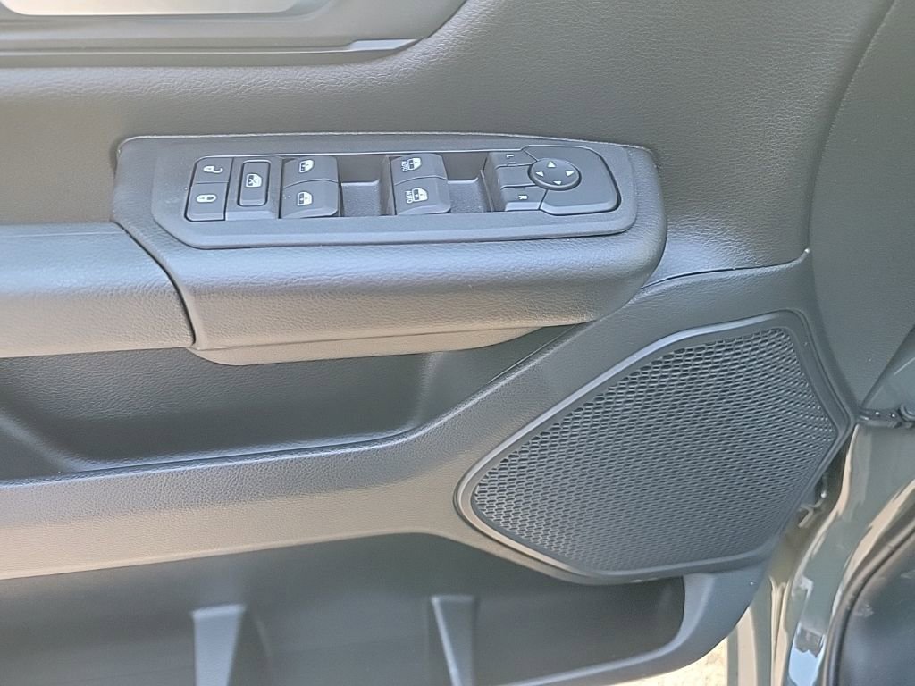 New 2026 RAM 1500 Classic Warlock image 9