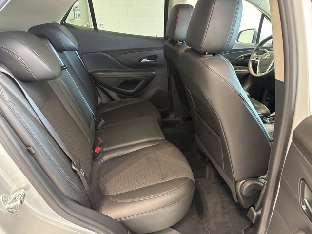 Certified 2022 Buick Encore Preferred w/ Safety Package image 10