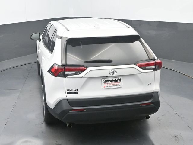 Used 2023 Toyota RAV4 LE FWD image 15