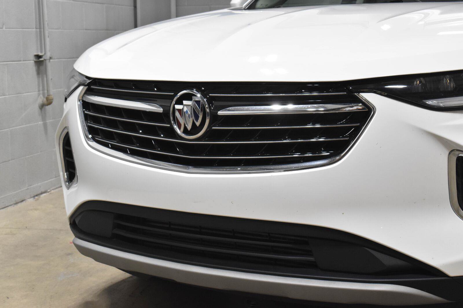 Used 2023 Buick Envision Essence FWD image 29