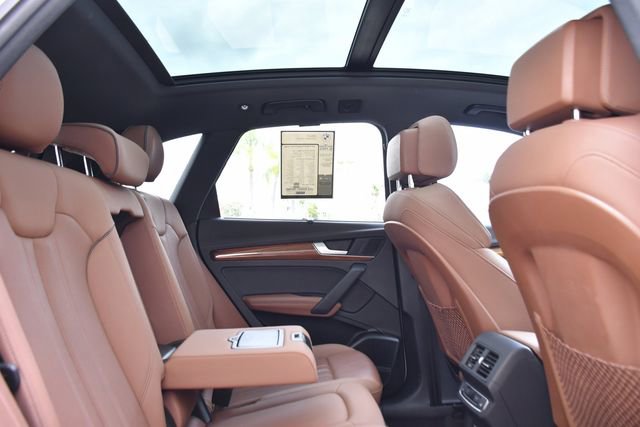 Used 2021 Audi Q5 e Prestige w/ Prestige Package image 24