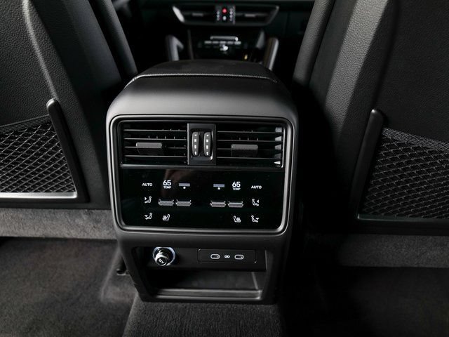 New 2026 Porsche Cayenne AWD/4WD image 24