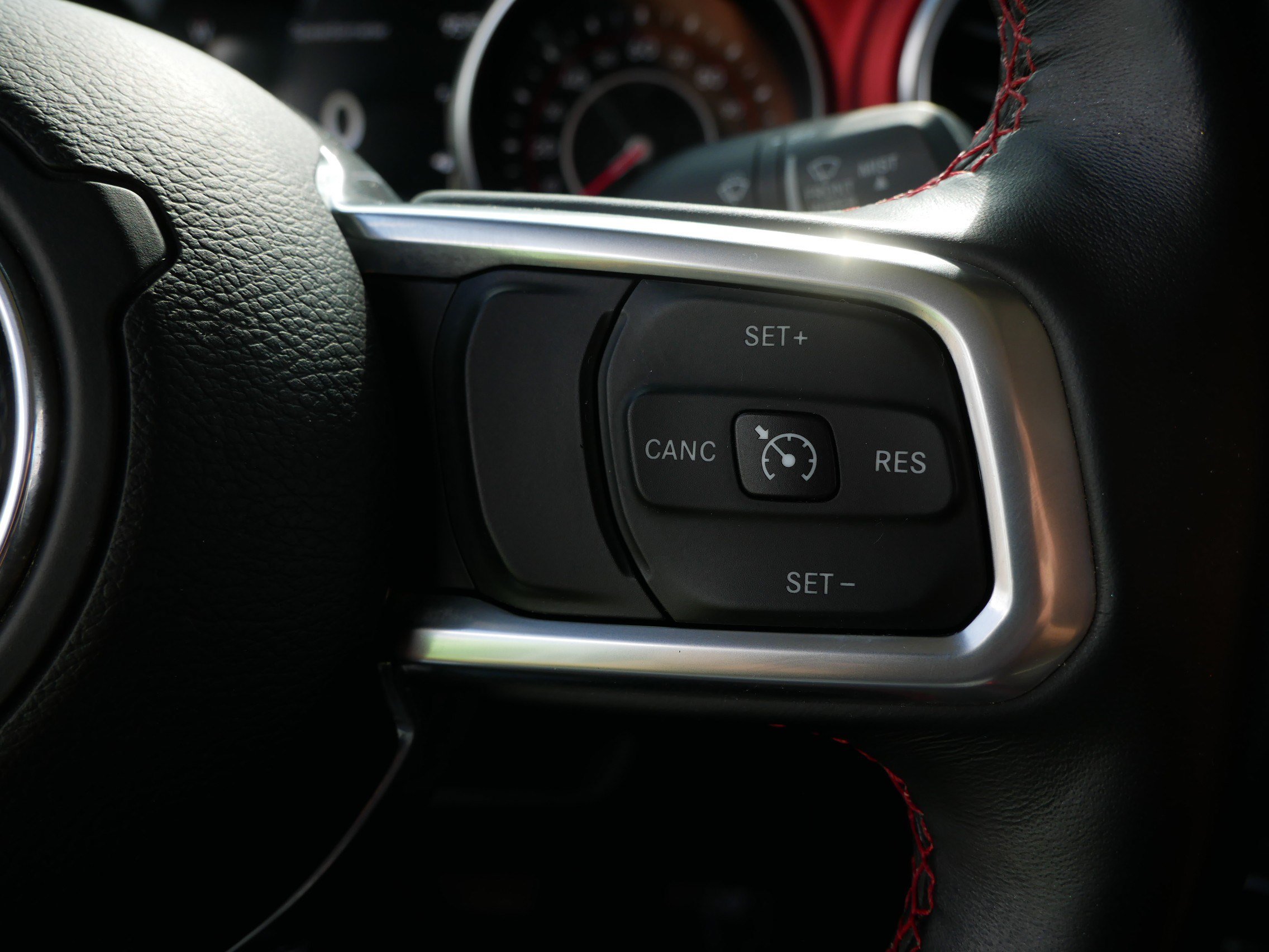 Used 2020 Jeep Gladiator Rubicon w/ Safety Group AWD/4WD image 29