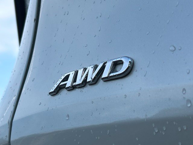 Used 2024 Toyota Sienna XLE w/ XLE Plus Package AWD/4WD image 12