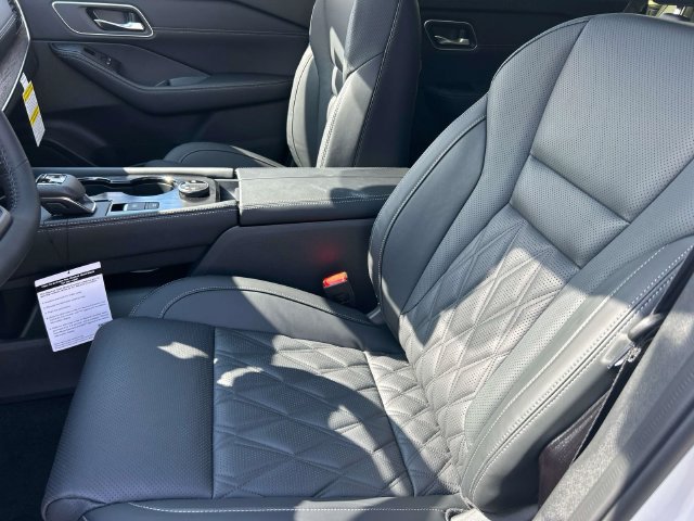 New 2026 Nissan Rogue Platinum AWD/4WD image 25