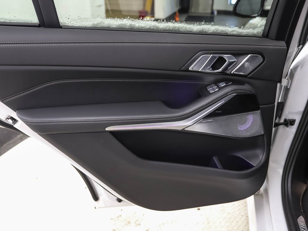 Certified 2024 BMW X7 M60i w/ Executive Package image 19