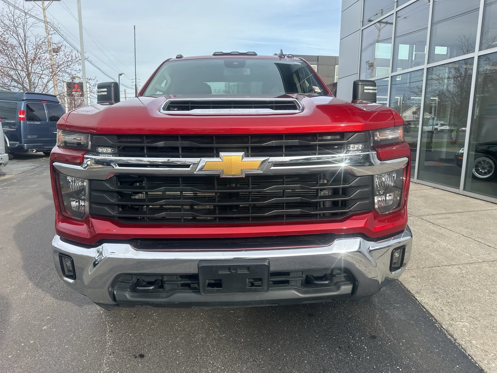 Used 2024 Chevrolet Silverado 3500 LT w/ Convenience Package AWD/4WD image 8