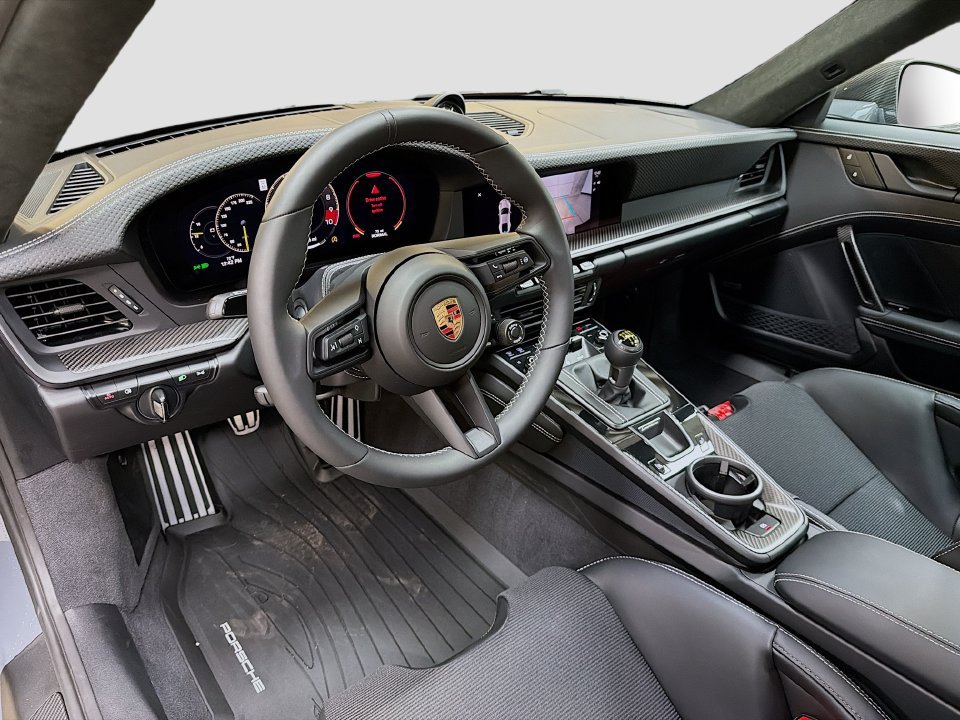 Certified 2026 Porsche 911 GT3 RWD image 4
